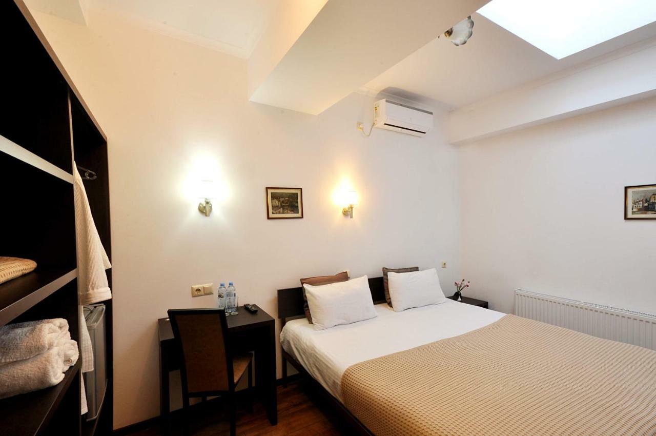 Tbilisi Check In Hotel Exterior photo