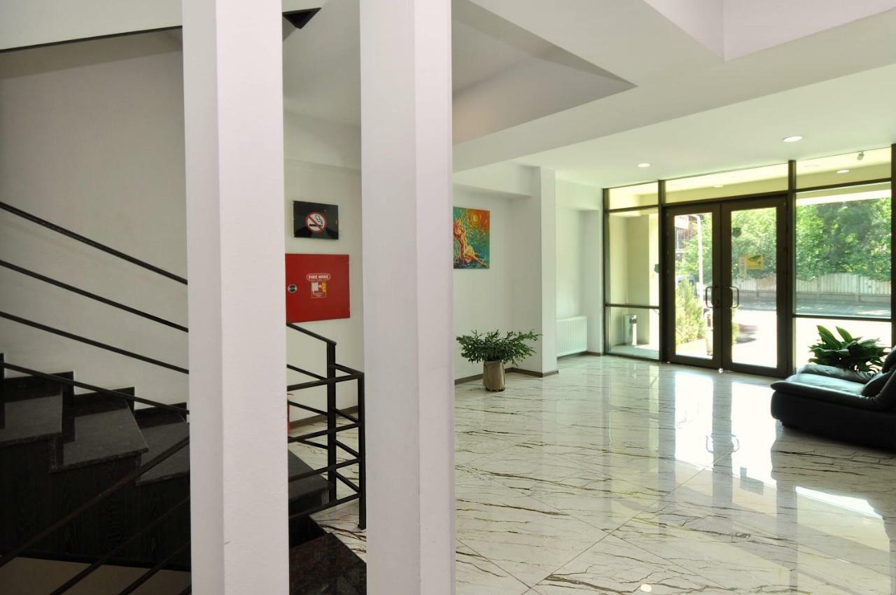 Tbilisi Check In Hotel Exterior photo